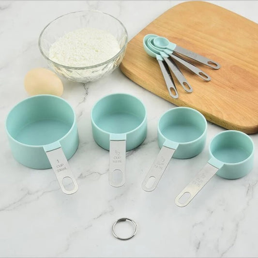 8 Piece Measuring Cups and Spoon Set